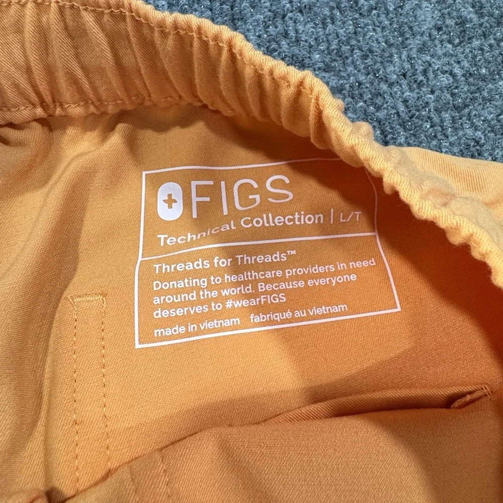 Figs Cairo Cargo Men's Sz LT NWT Orange Creamsicle Scrub Pants